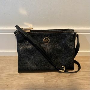 Michael Kors Fulton Crossbody